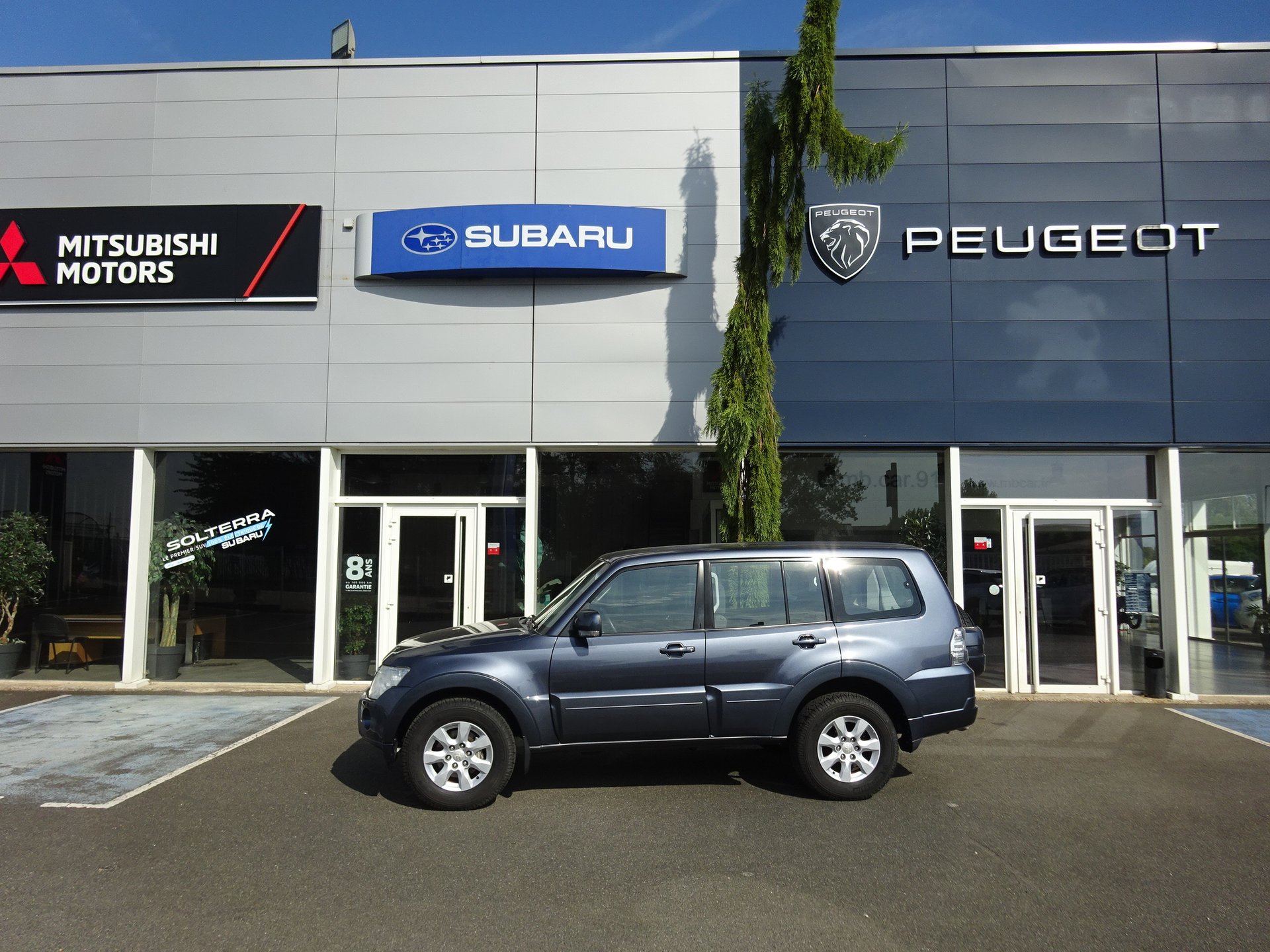 Mitsubishi Pajero long (2011)